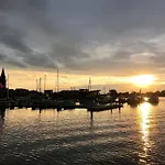 Wiesenblick 8 By Interhome Nyaraló